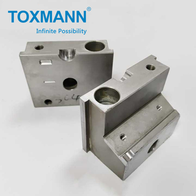 Parti di stampi di precisione / componenti di stampi automatici con meccanismi di lavorazione EDM Slide Mold Side Base Rails per il sistema Hot Runner