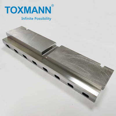 Parti di stampi di precisione / componenti di stampi automatici con meccanismi di lavorazione EDM Slide Mold Side Base Rails per il sistema Hot Runner