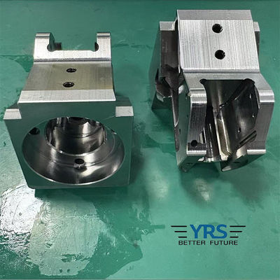 SKD61 DC53 Parti meccanizzate CNC di precisione Rivet Feeder Durable